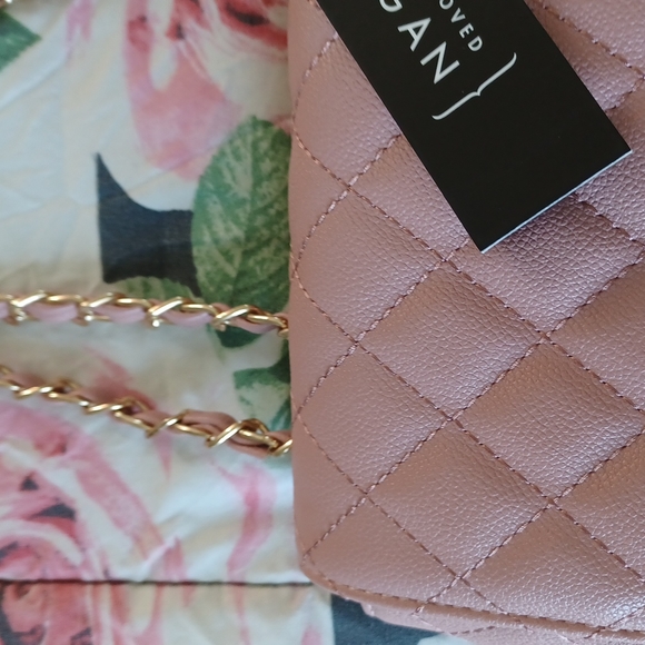 New Pale Pink caviar handbag - Picture 2 of 3